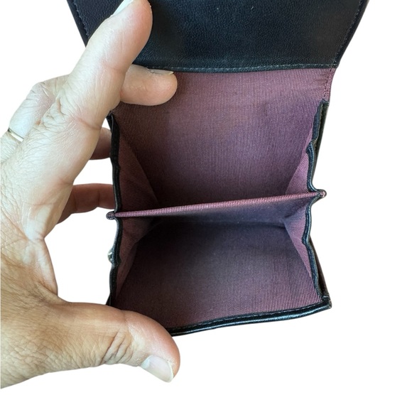 AUTHENTIC CHANEL BACK TO BACK FLAP WALLET. - Picture 6 of 10